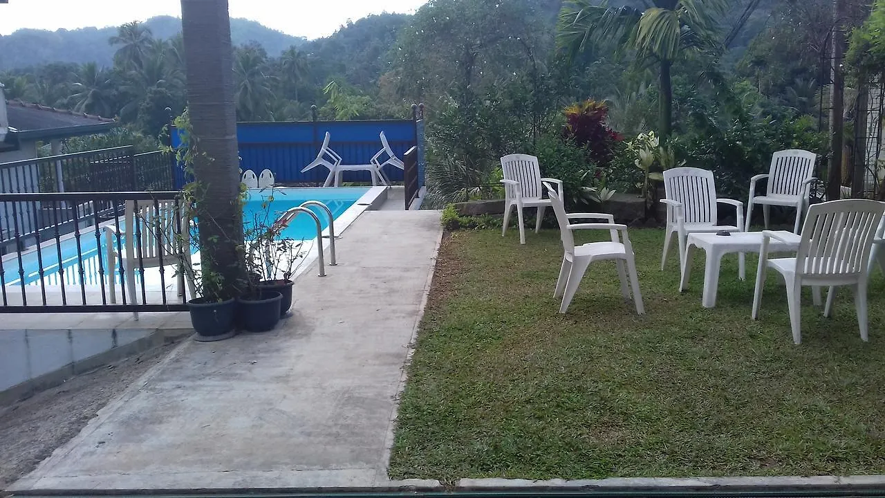 Muduna Walawwa Resort Kandy