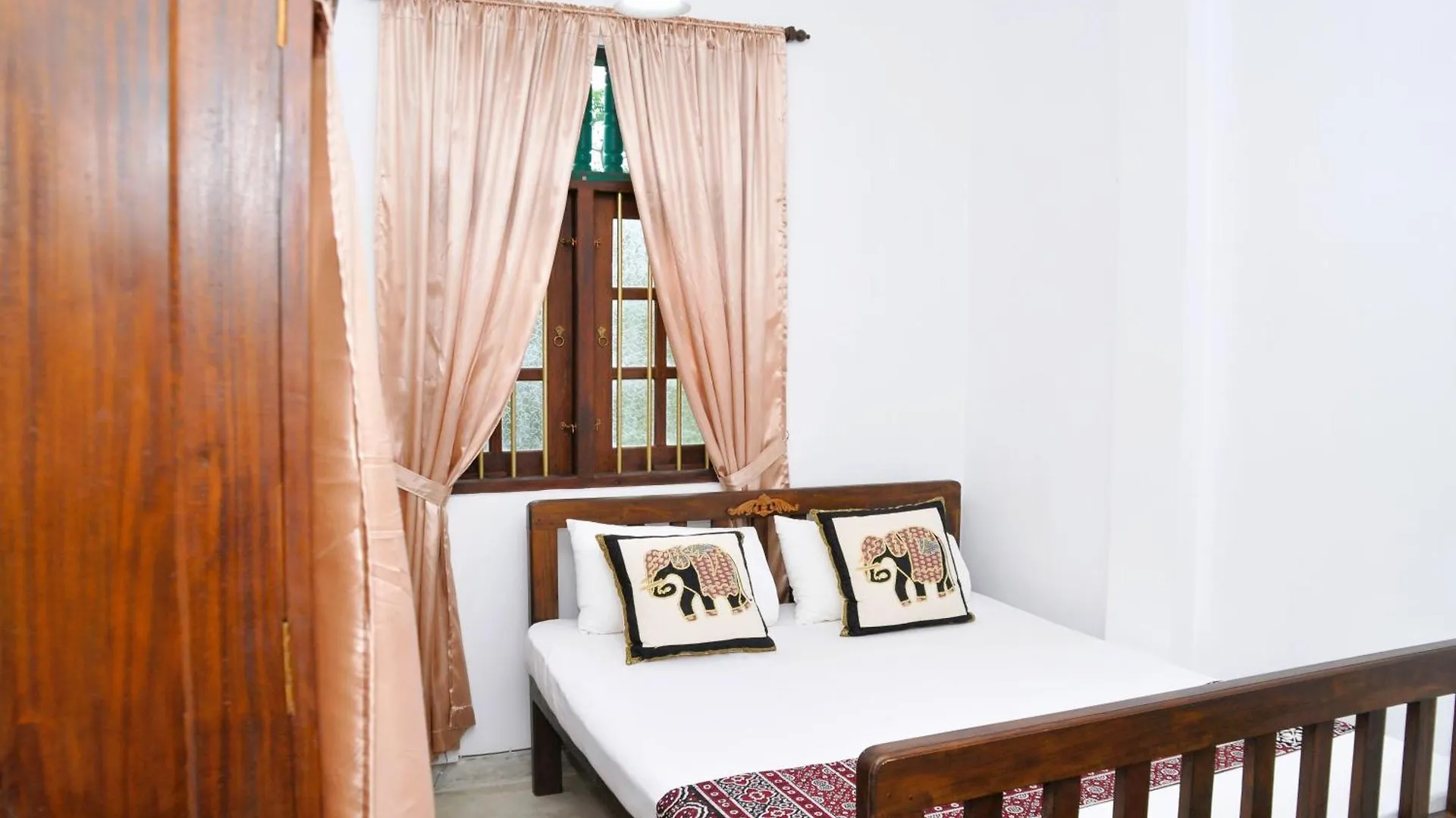 Muduna Walawwa Resort Kandy Hotell