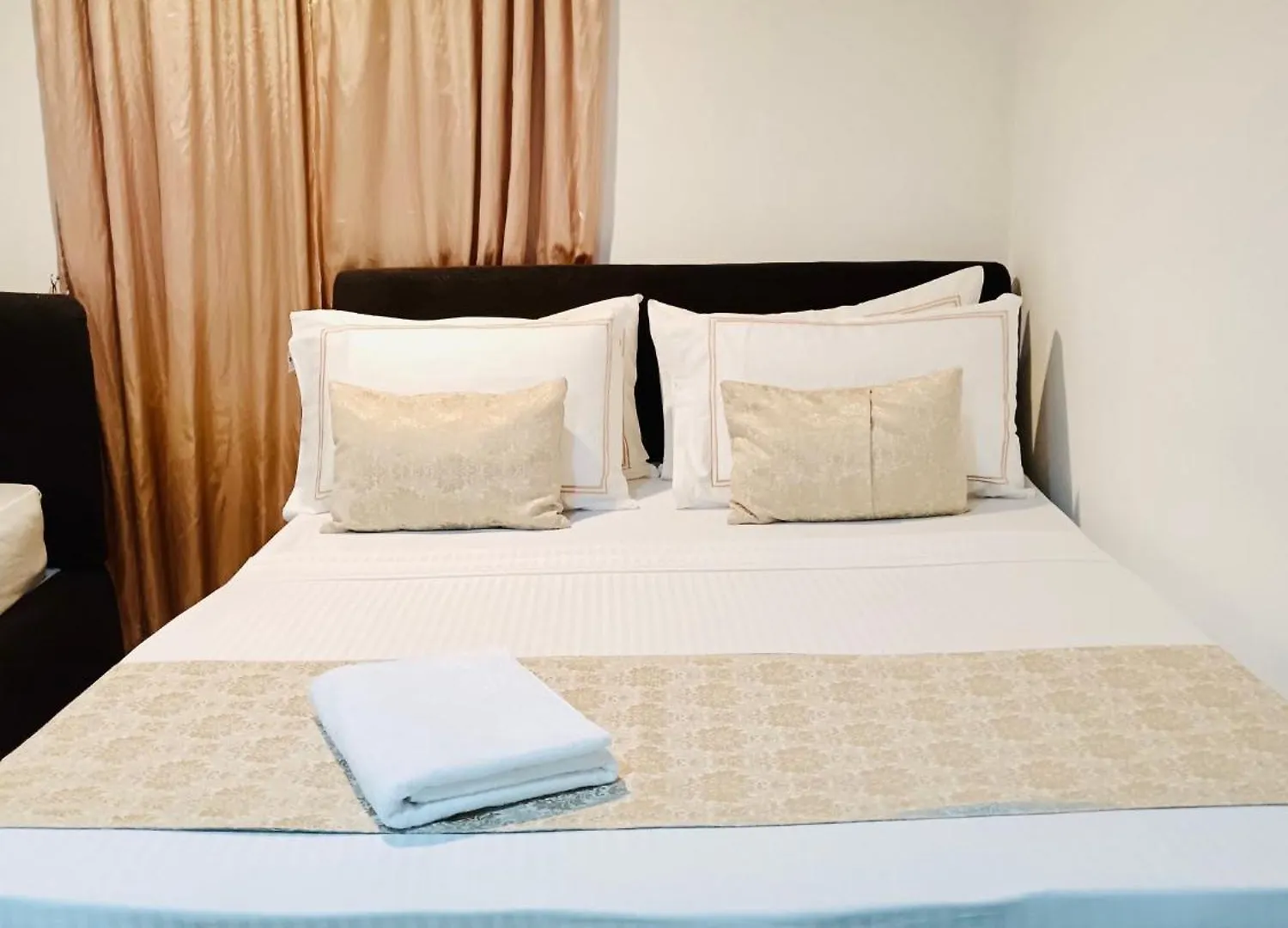 *** Hotell Muduna Walawwa Resort Kandy Sri Lanka