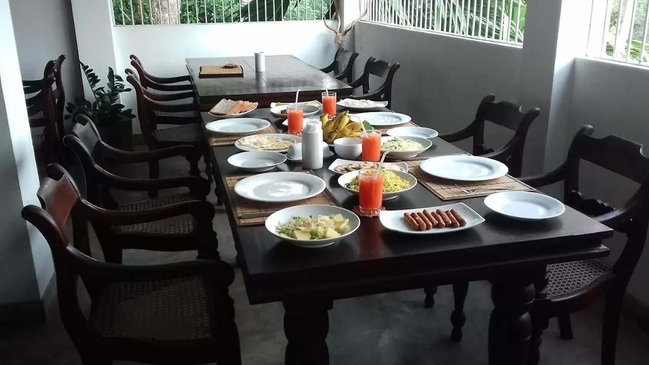 Muduna Walawwa Resort Kandy 3*,